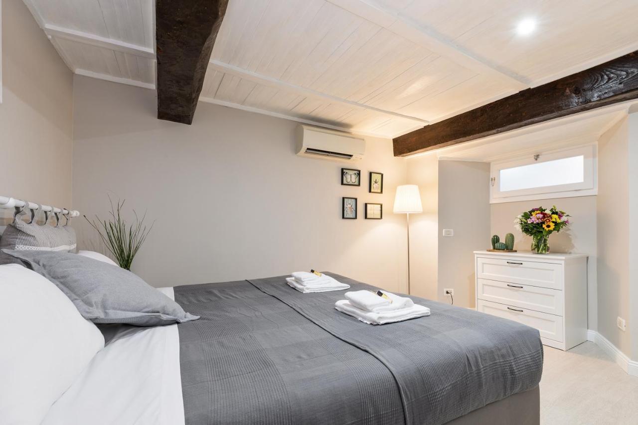 Rome As You Feel - Orso Design Apartment In Navona Exterior photo